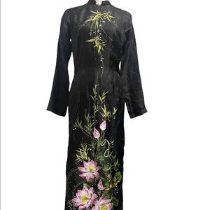 Vintage Asian dress kimono hand painted